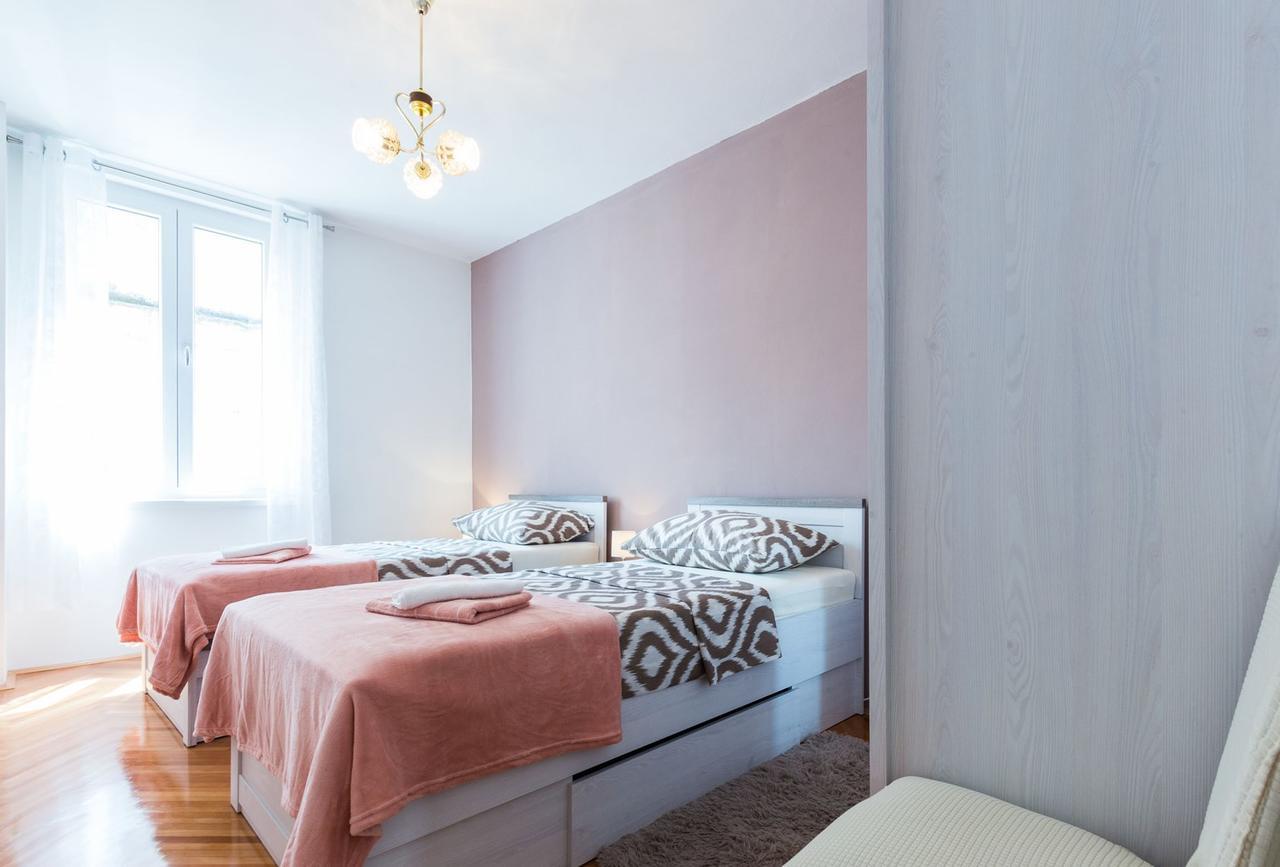 Drago 2Br Apt. In Old Town ザダル エクステリア 写真