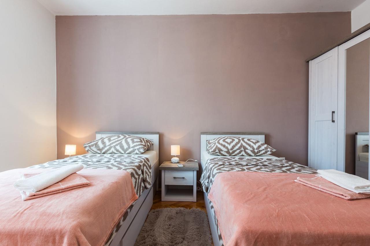 Drago 2Br Apt. In Old Town ザダル エクステリア 写真